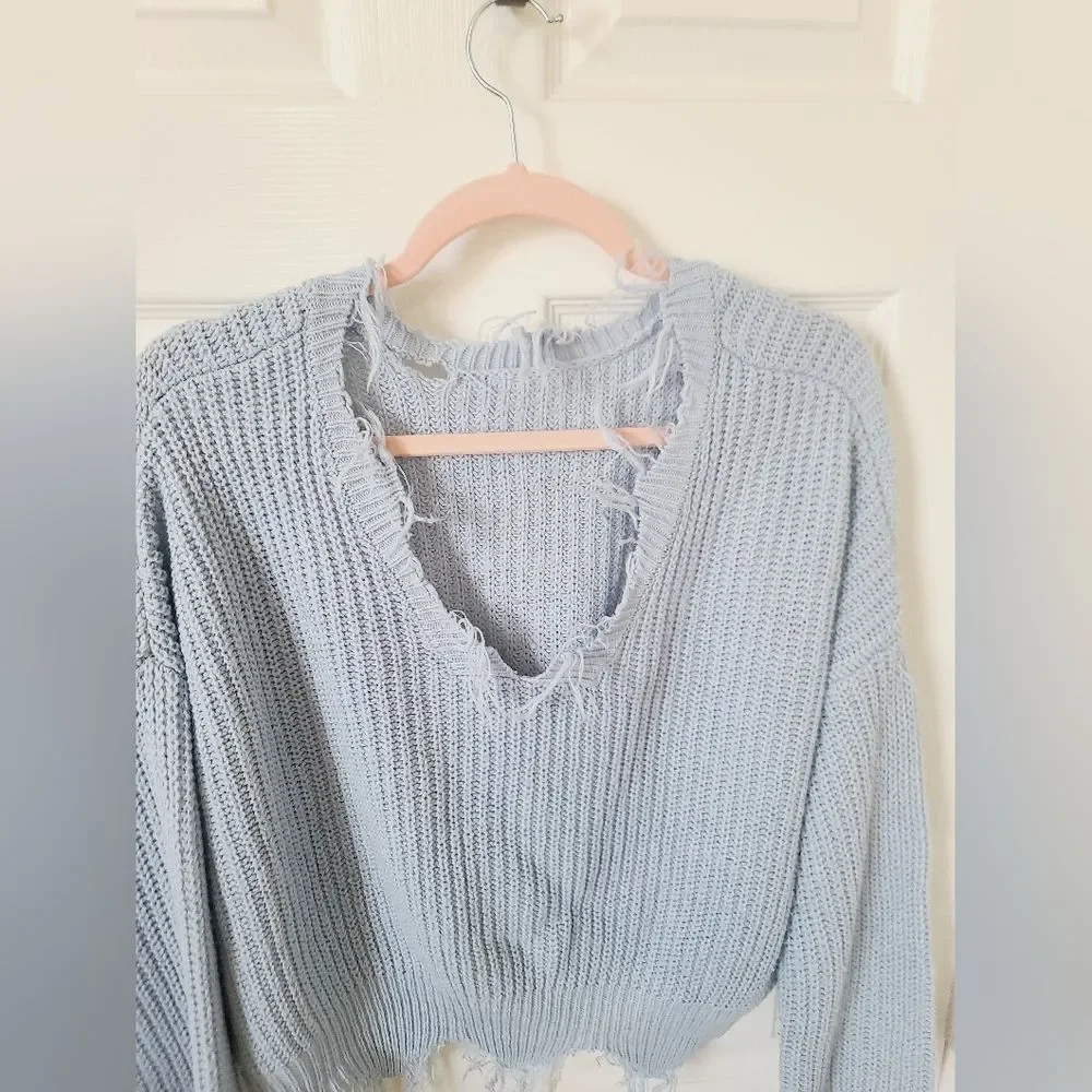 Boutique Light Blue Pastel Fringe V neck Knit Sweater M Crop Distressed